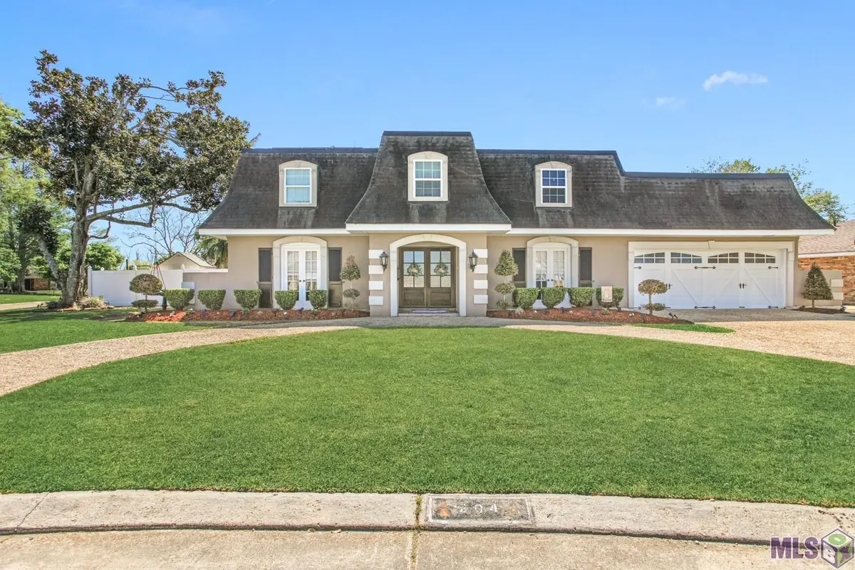 204 Fort Jackson St, Belle Chasse, LA 70037 - Image #1