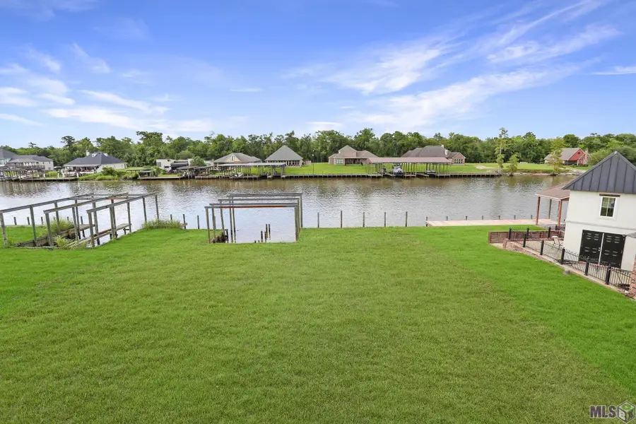 11512 River Highlands Drive, Saint Amant, LA 70774 - Image #2