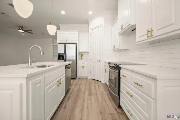 5368 Courtyard Dr, Gonzales, LA 70737