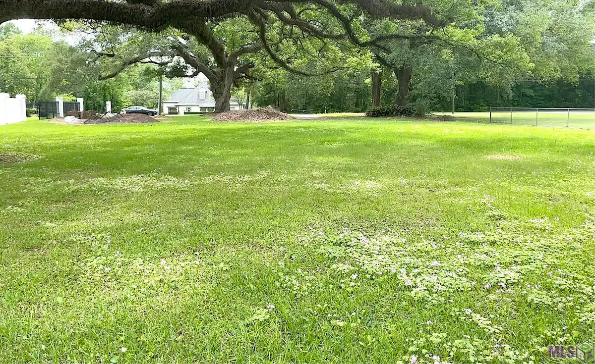 4945 Highland Rd, Baton Rouge, LA 70808 - Image #1