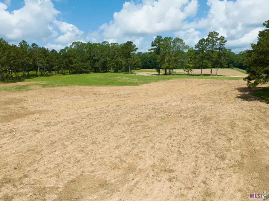 5979 Freeland Rd, Saint Francisville, LA 70775 - Image #2