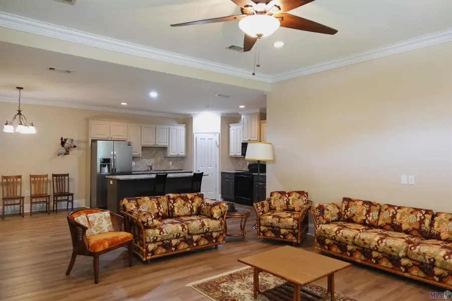 902 Woodhue Dr, Baton Rouge, LA 70810 - Image #3