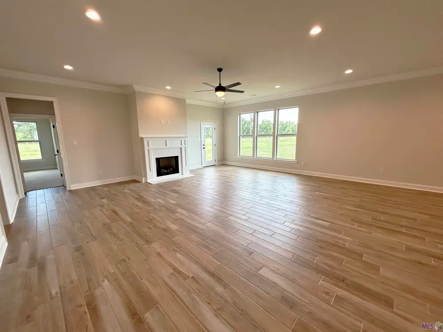 17471 Tidewater Ln, Baton Rouge, LA 70810 - Image #2