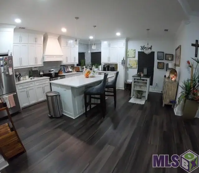 10417 W Almond Dr, Baton Rouge, LA 70807 - Image #3