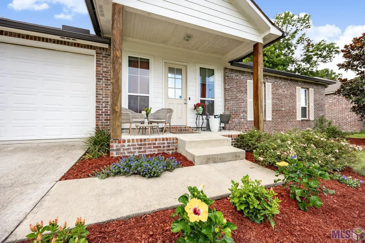 1648 Mary Evers Dr, Baton Rouge, LA 70810 - Image #1