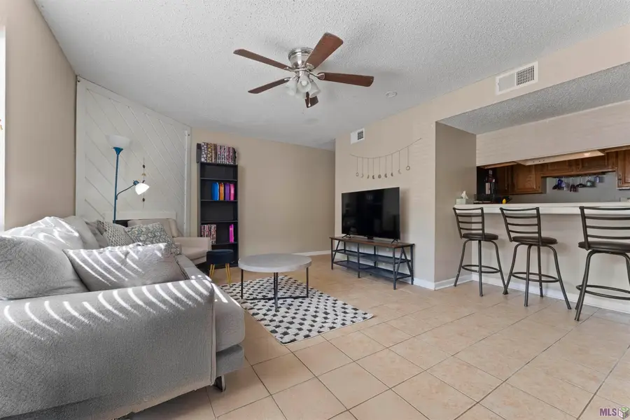 1983 S Brightside View Dr #112A, Baton Rouge, LA 70820 - Image #3