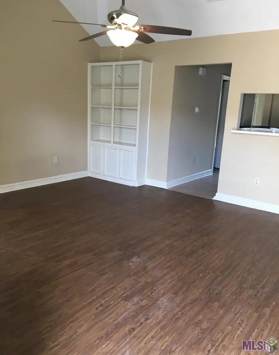9131 Ridge Pecan Dr, Baton Rouge, LA 70810 - Image #3