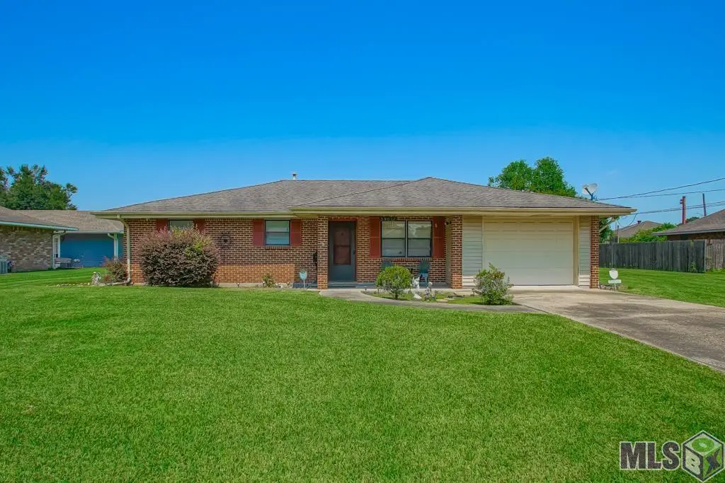 59012 Obier St, Plaquemine, LA 70764 - Image #1