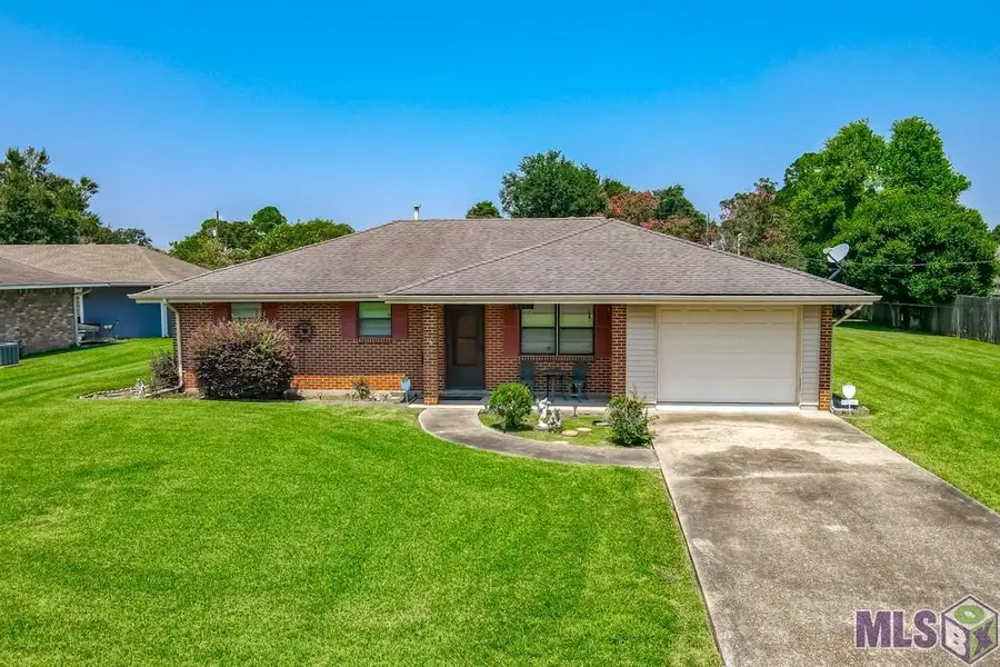 59012 Obier St, Plaquemine, LA 70764 - Image #2