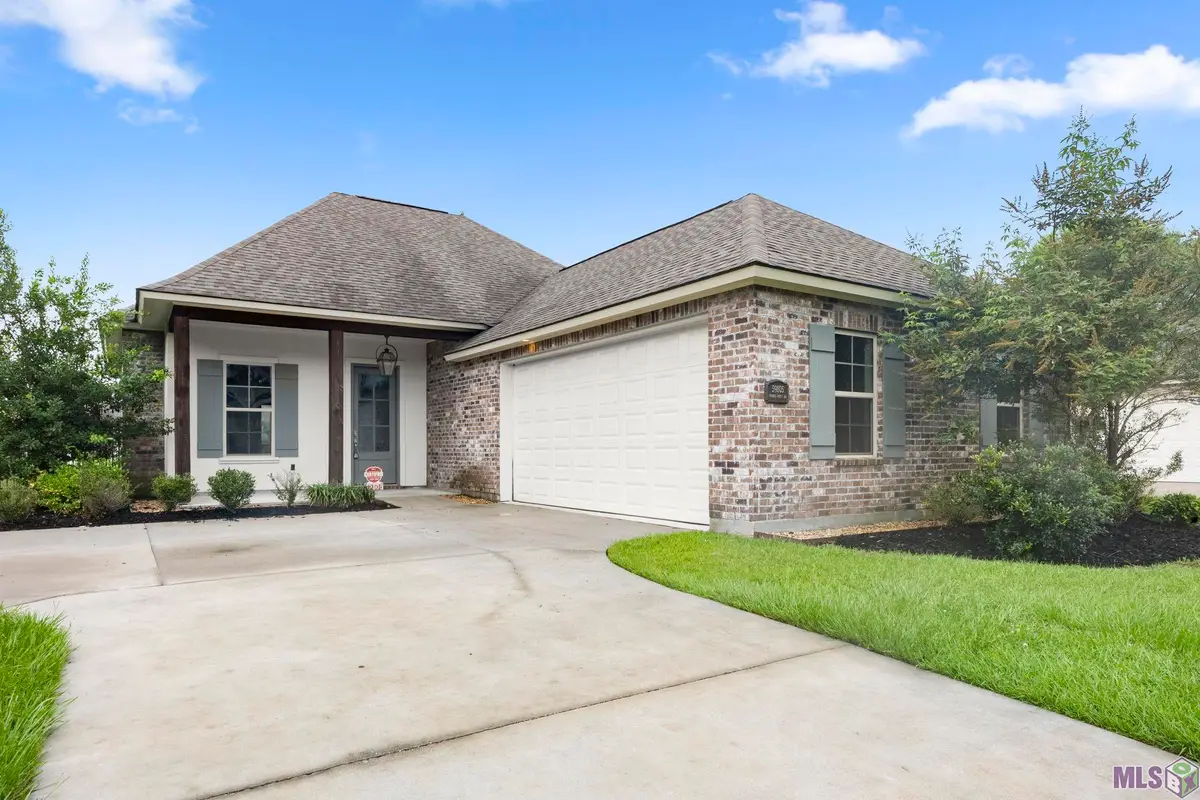 59805 Thomas Ross Dr, Plaquemine, LA 70764 - Image #1