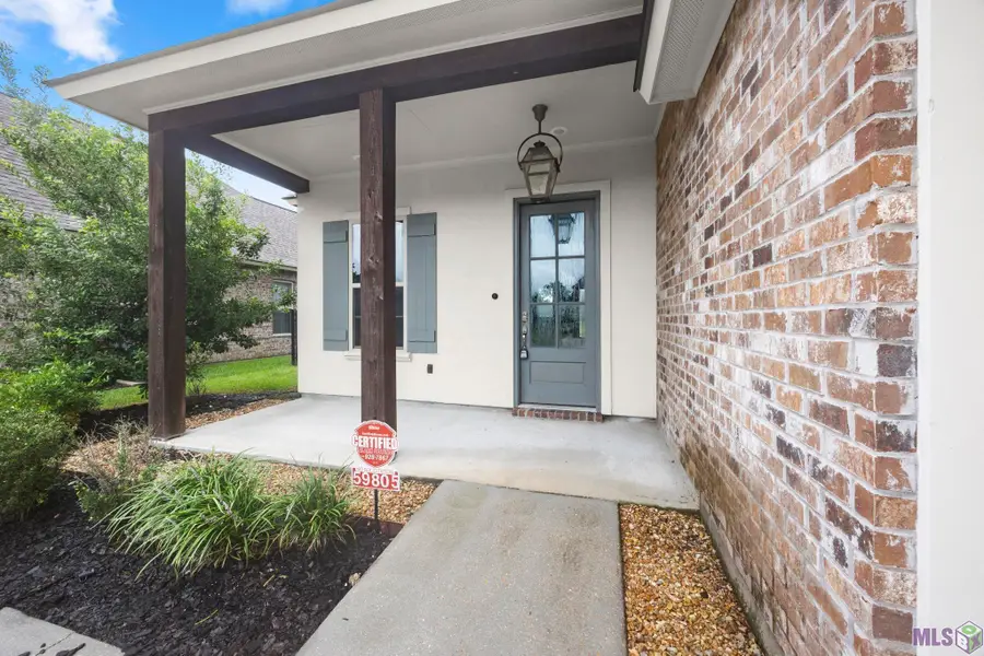 59805 Thomas Ross Dr, Plaquemine, LA 70764 - Image #2