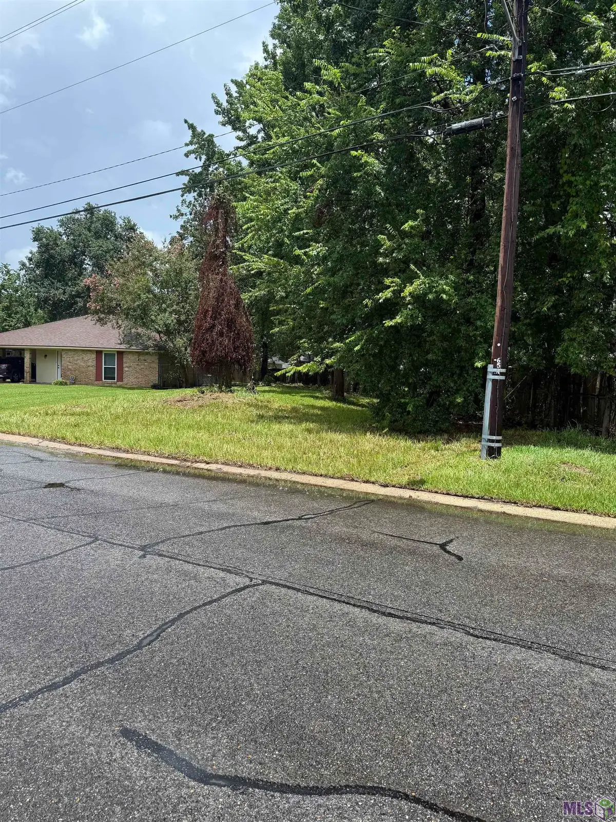 8455 Kensington Dr, Baton Rouge, LA 70809 - #1