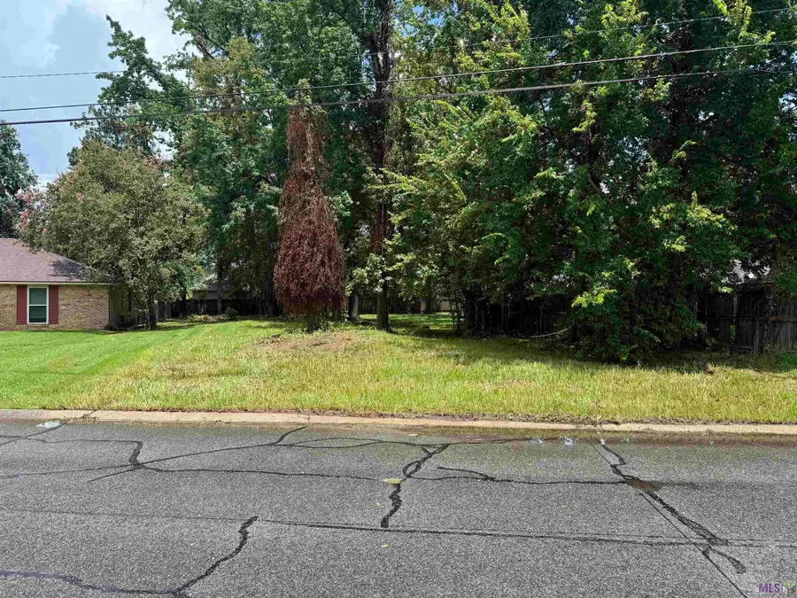 8455 Kensington Dr, Baton Rouge, LA 70809 - #3