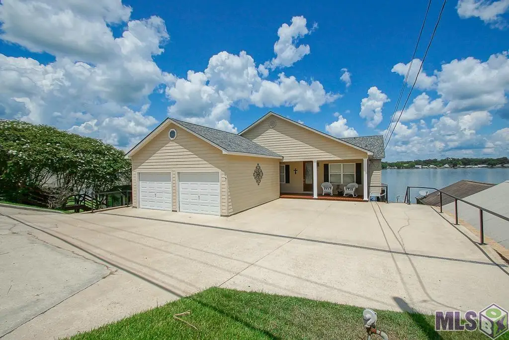 6344 False River Rd, Oscar, LA 70762 - Image #1