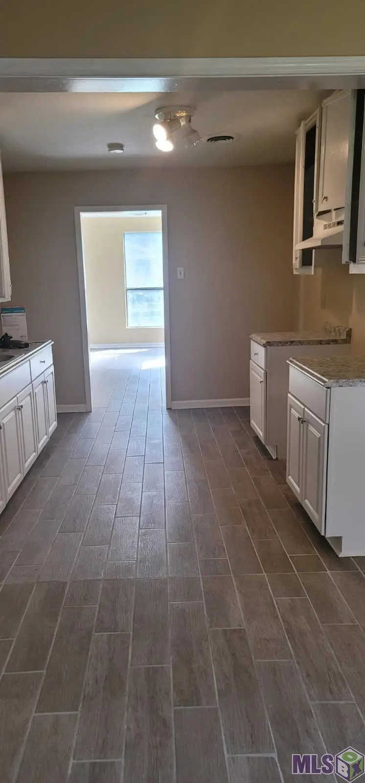 3905 Elm Dr, Baton Rouge, LA 70805 - Image #2
