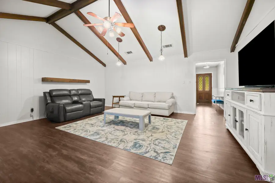 1369 Crescent Dr, Baton Rouge, LA 70806 - Image #3