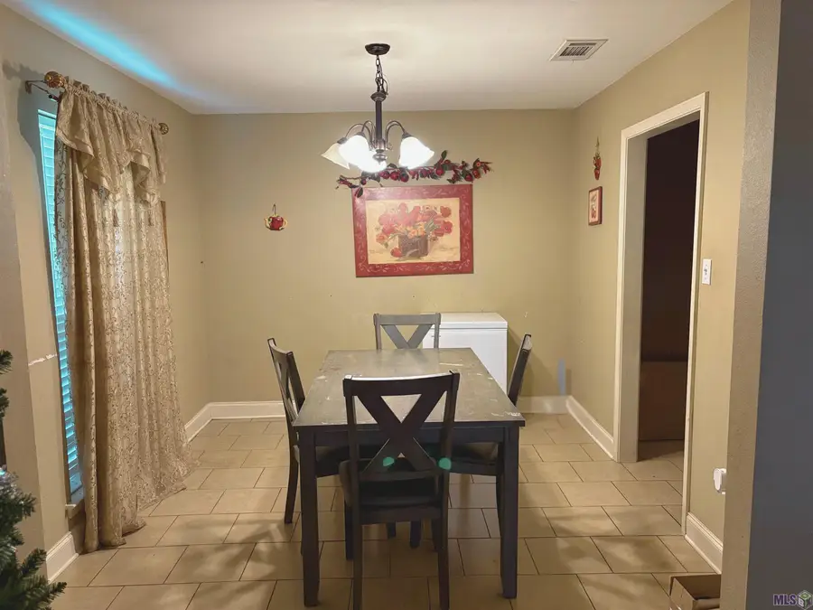 22690 Aidan Rd, Plaquemine, LA 70764 - Image #3