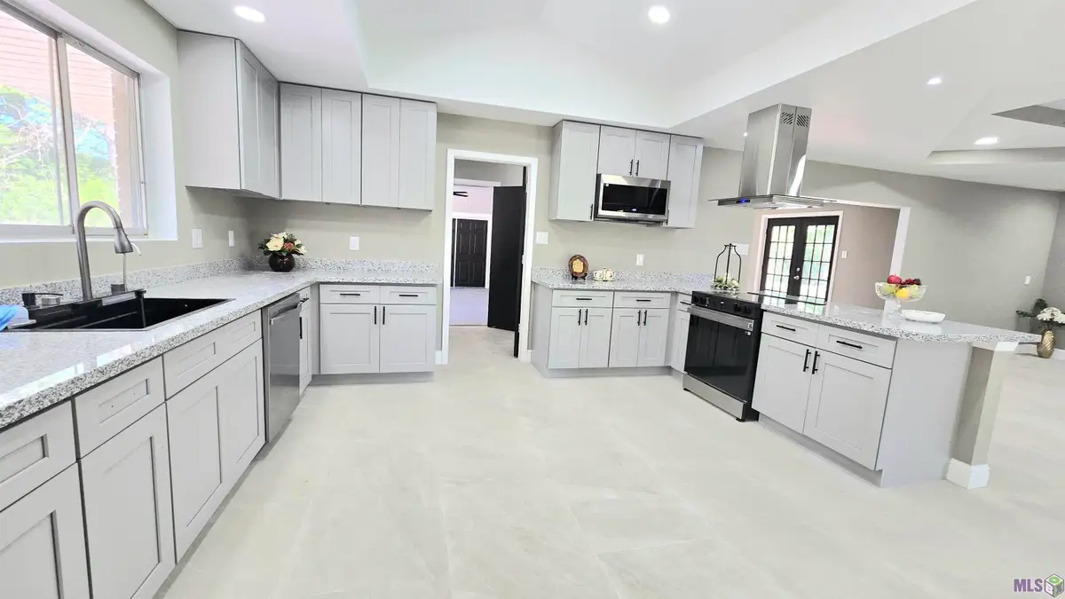 9755 Diane Ave, Baton Rouge, LA 70815 - Image #1