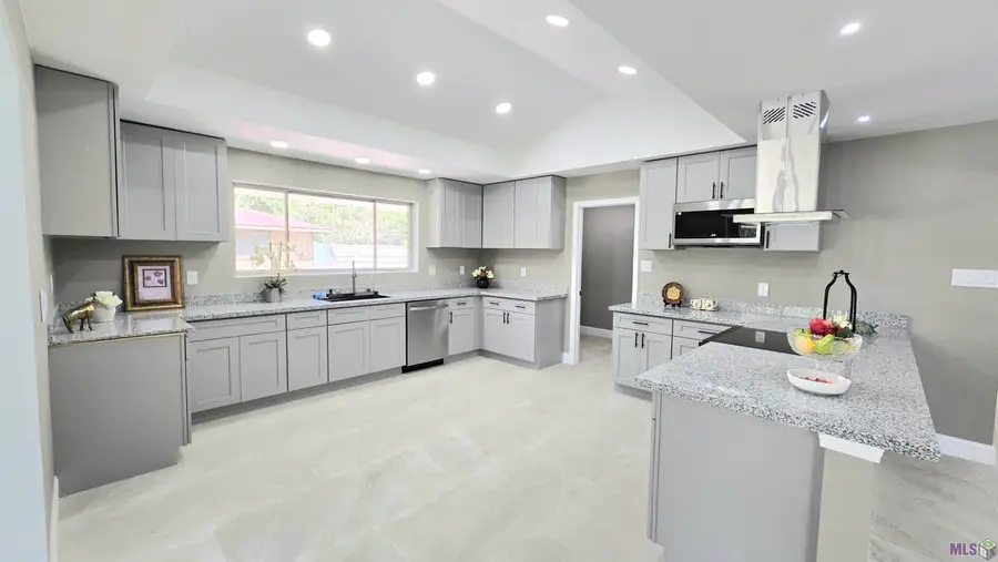 9755 Diane Ave, Baton Rouge, LA 70815 - Image #2