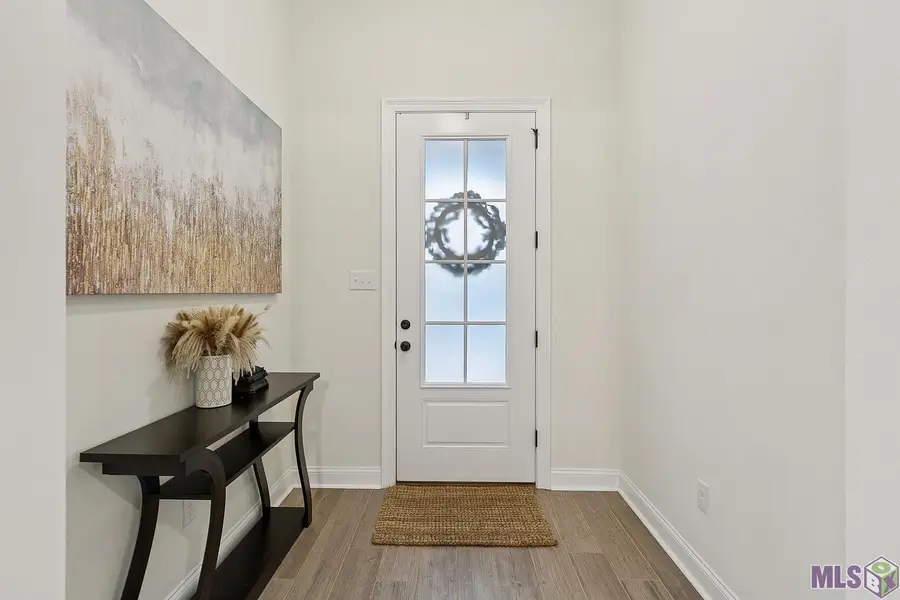 7067 Panama Canal Dr, Gonzales, LA 70737 - Image #3