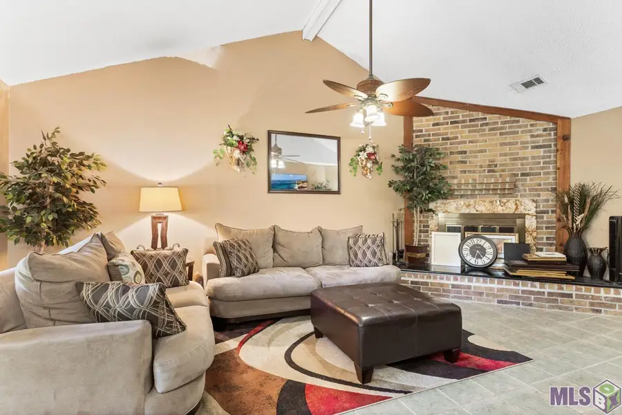 13732 Rampart Ct, Baton Rouge, LA 70810 - Image #3