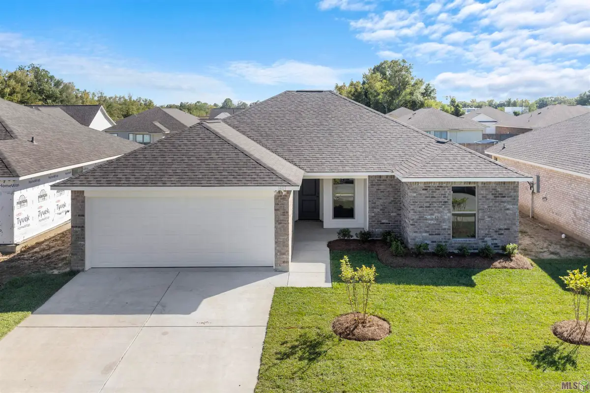 1315 West Amber Street, Gonzales, LA 70737 - Image #1