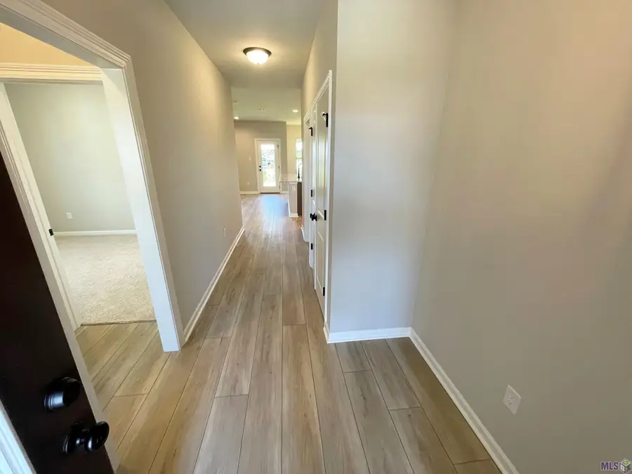 32508 White Bloom Ln, Walker, LA 70785 - Image #2