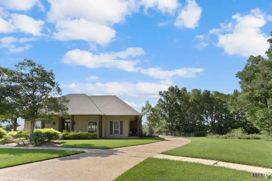 4279 Cypress Pointe Dr, Zachary, LA 70791 - Image #3