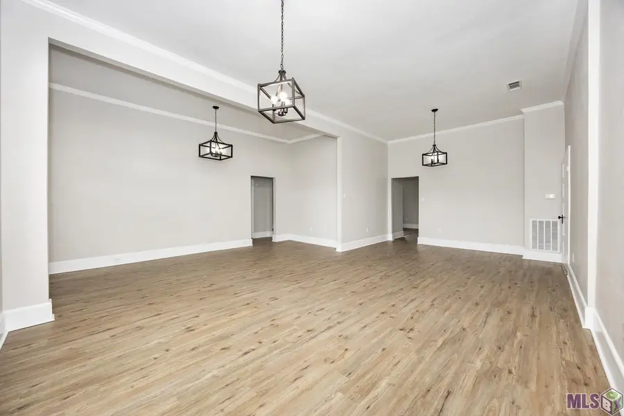 835 Maximillian St, Baton Rouge, LA 70802 - Image #3