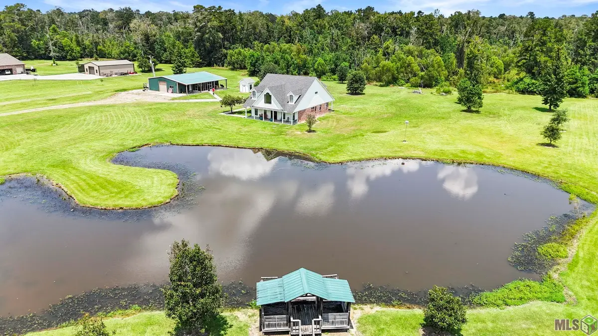 18555 Laklon Ave, Greenwell Springs, LA 70739 - Image #1