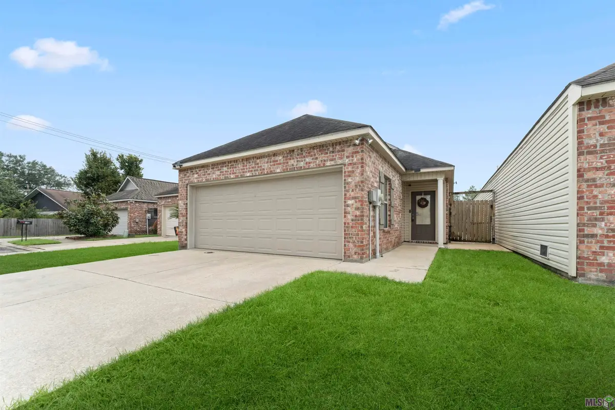 15070 Cranbrook Ct, Baton Rouge, LA 70819 - Image #1