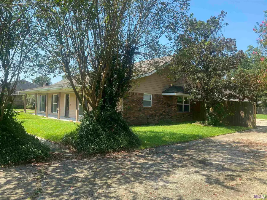 26011 Vincent Dr, Denham Springs, LA 70726 - Image #3