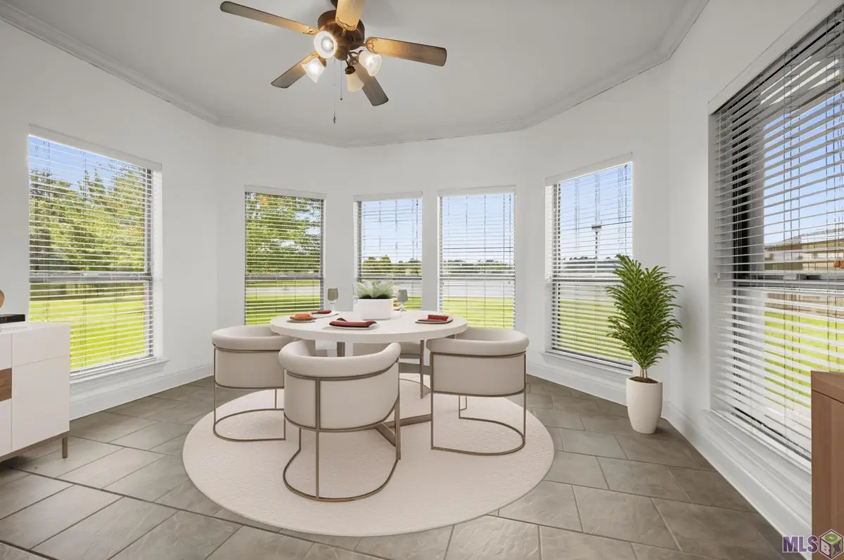 32819 Fox Run Dr, Walker, LA 70785 - Image #1