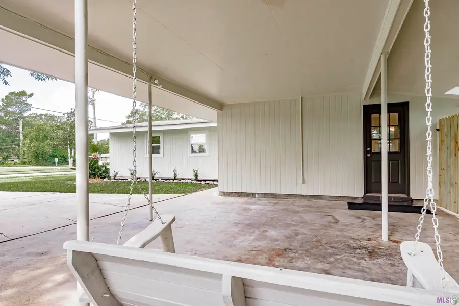 8261 Sholar Dr, Baton Rouge, LA 70809 - Image #2