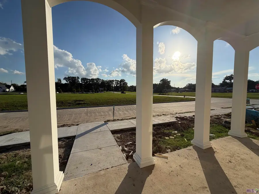 220 Fosters Way, Thibodaux, LA 70301 - Image #2