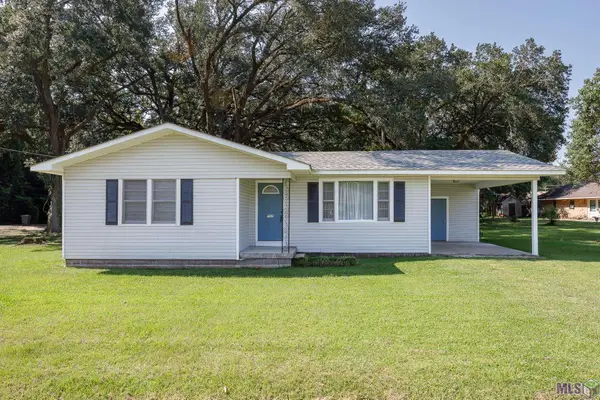 707 W Paul St, Gonzales, LA 70737