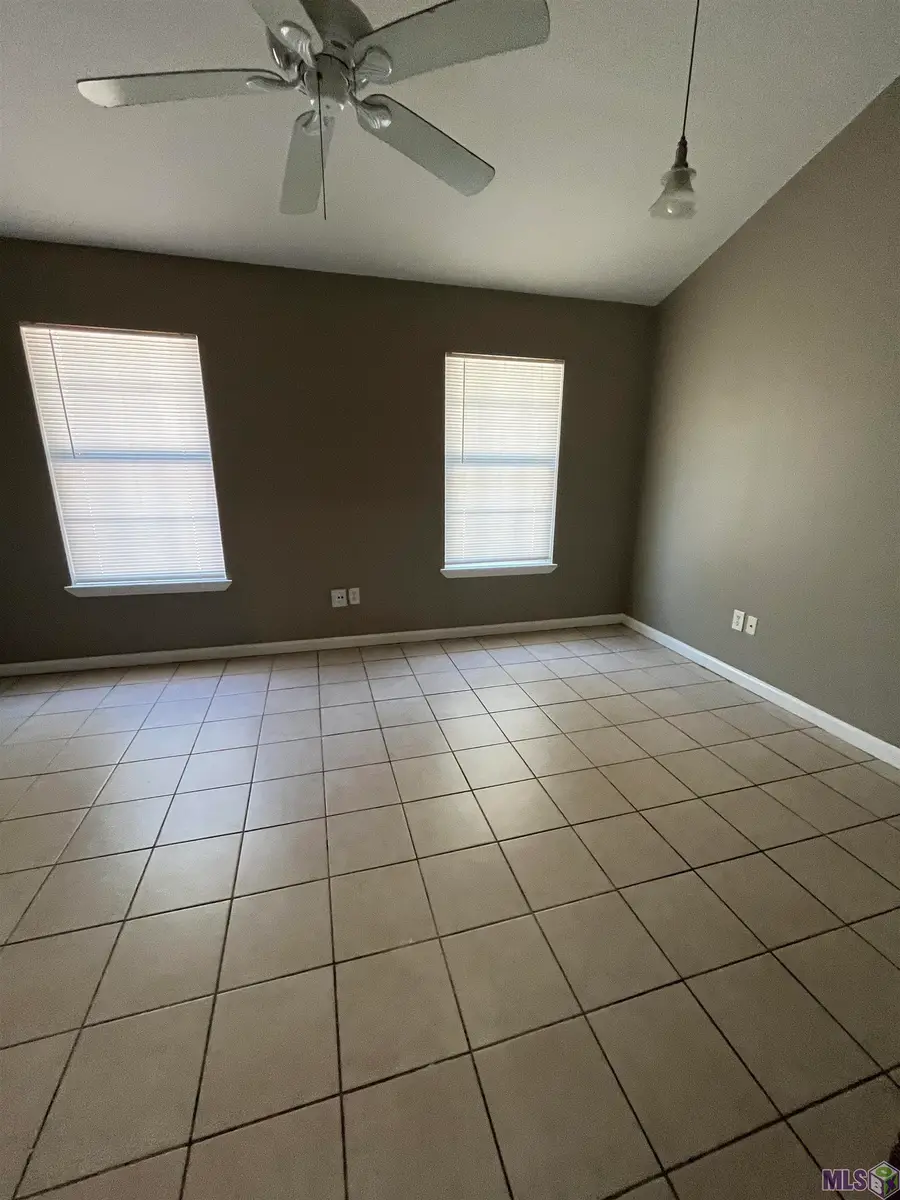 3421-D Oneal Ln #D, Baton Rouge, LA 70816 - Image #2
