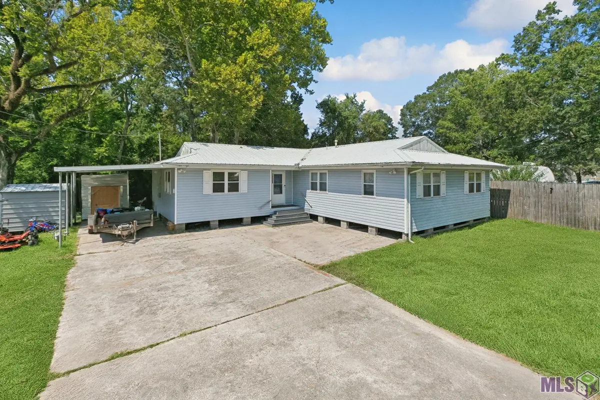 18069 Grace St, Prairieville, LA 70769 - Image #1