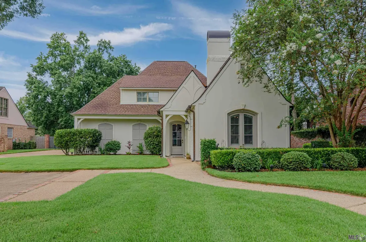 18934 E Pinnacle Cir, Saint George, LA 70810 - Image #1