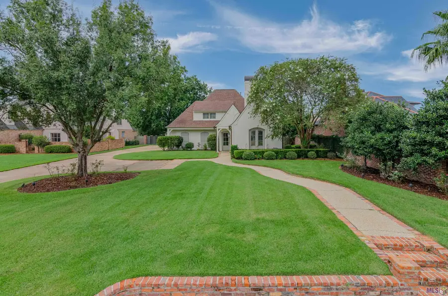 18934 E Pinnacle Cir, Saint George, LA 70810 - Image #3