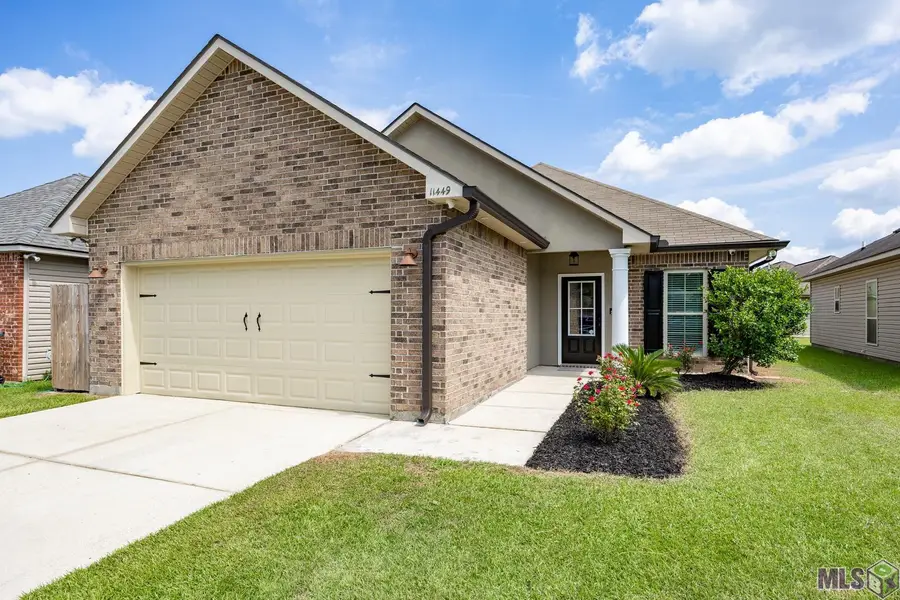 11449 Ashwood Ct, Denham Springs, LA 70726 - Image #2