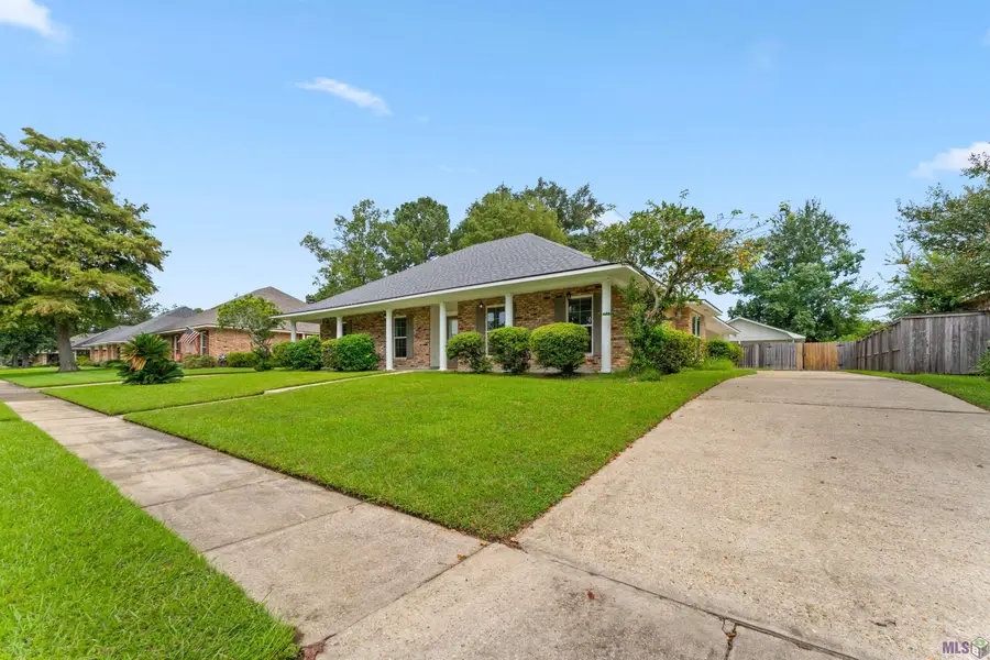 5431 Charing Way Ave, Baton Rouge, LA 70817 - Image #3