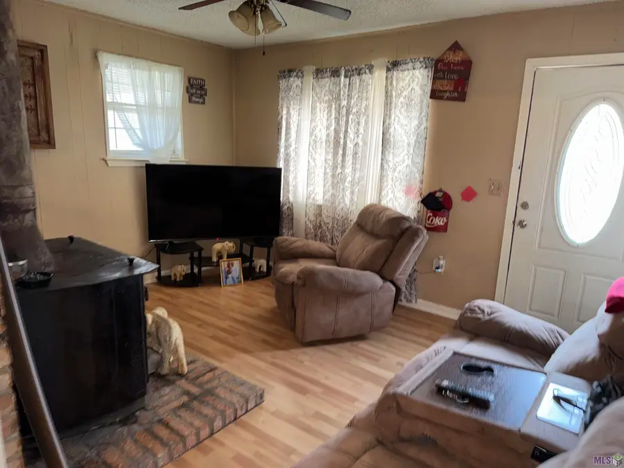 2831 Charlie Overton Rd, Greensburg, LA 70441 - #3
