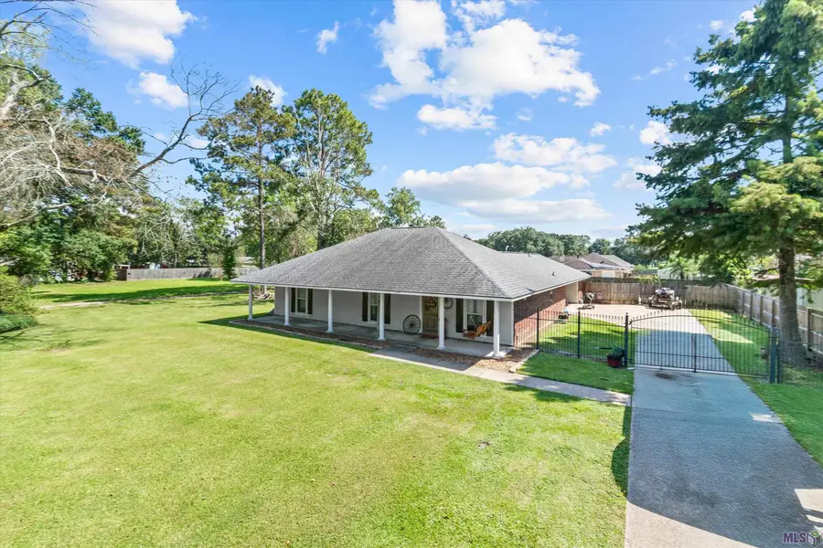 1540 Rollins Rd, Zachary, LA 70791 - Image #2