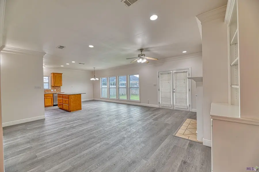289 Melissa Dr, Port Allen, LA 70767 - #2
