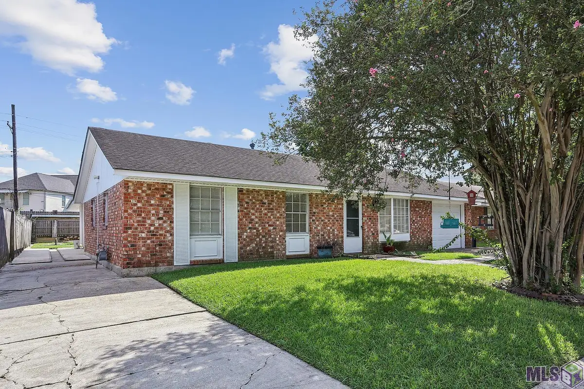 11662 Auburn Dr, Baton Rouge, LA 70816 - Image #1