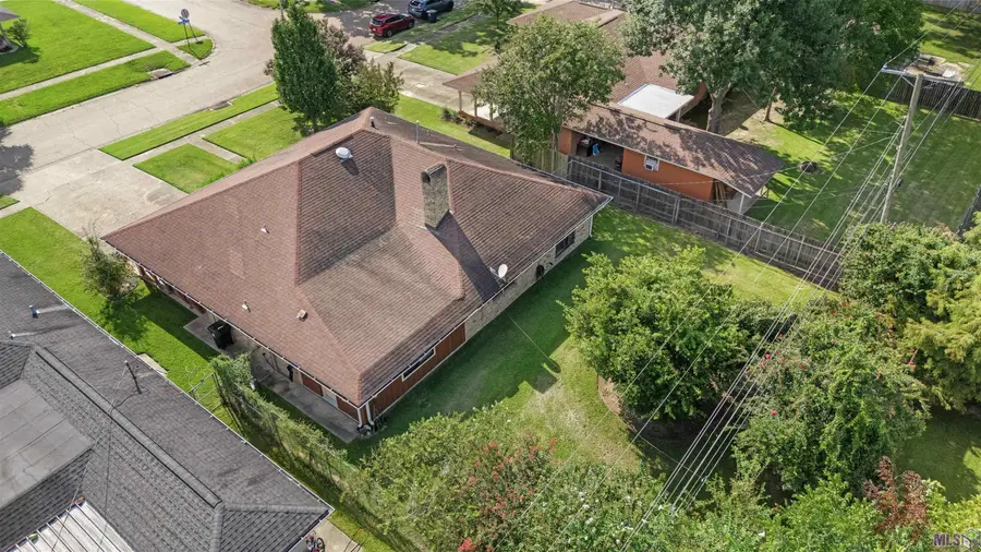 966 Landwood Dr, Baton Rouge, LA 70806 - Image #2