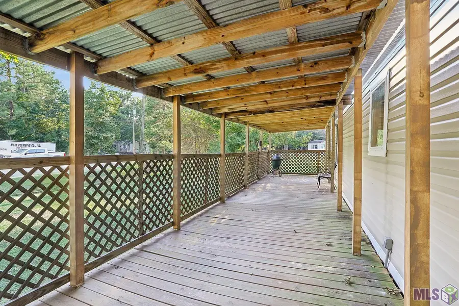 9475 Deer Path Dr, Denham Springs, LA 70706 - Image #2