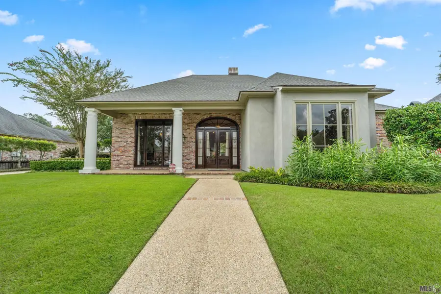 11142 S Lakeside Oaks Ave, Baton Rouge, LA 70810 - Image #2