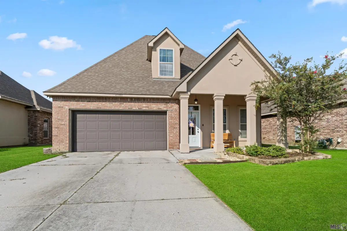 42338 Lakestone Dr, Prairieville, LA 70769 - Image #1